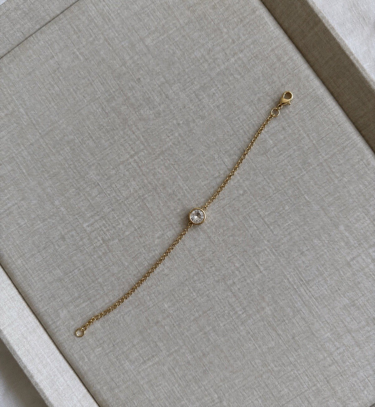 Minimalist Gold Bracelet, Dainty CZ Chain Bracelet, Bezel Set Crystal Bracelet