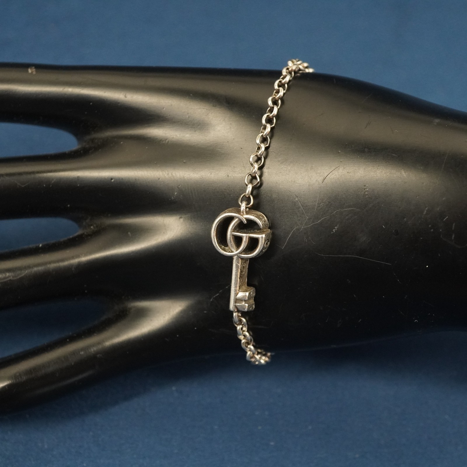 Gucci Sterling Siver Key Bracelet Size 17- Free Shipping USA