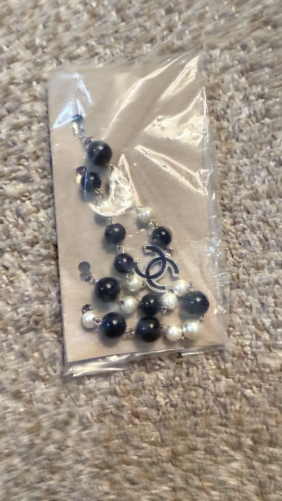 Black & White Simulated Imitation Pearl Beaded Dangle Fishhook 2 bracelets