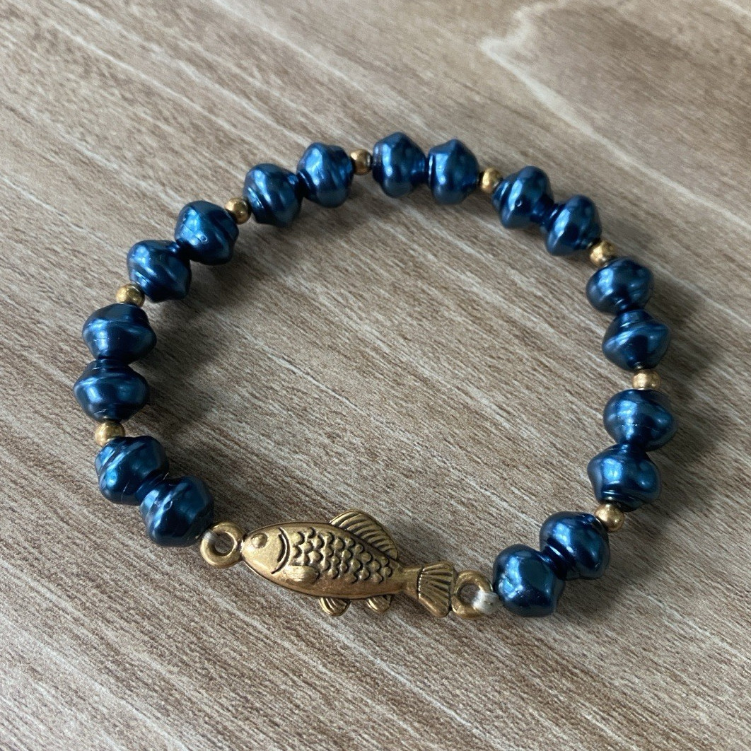 ALEX AND ANI Retired 2021 Pearl + Fish Beaded Stretch Bracelet