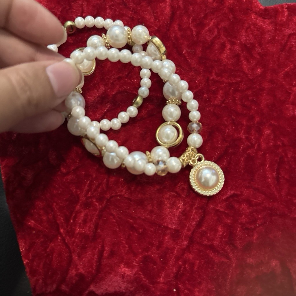 White Imitation Pearl Beaded Wrap Bracelet Gold Tone Dangle Charm Stackable