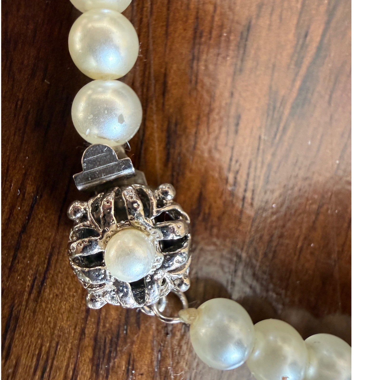 Vintage Ivory Faux Pearl Strand Bracelet Silver Tone Filigree Clasp 6.5 “