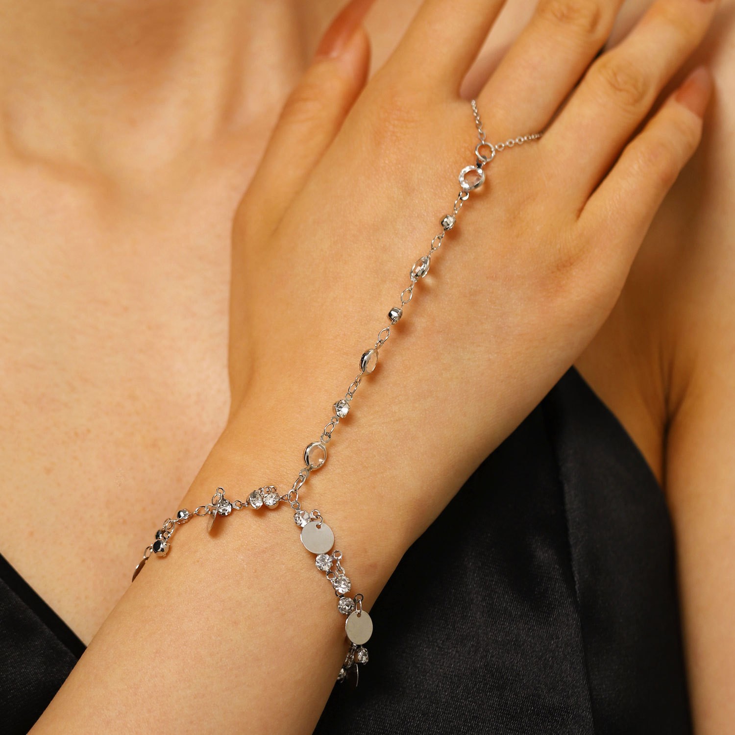 Zircon Tassel Finger Bracelet for Women Chain Hand Harness Jewelry Gift