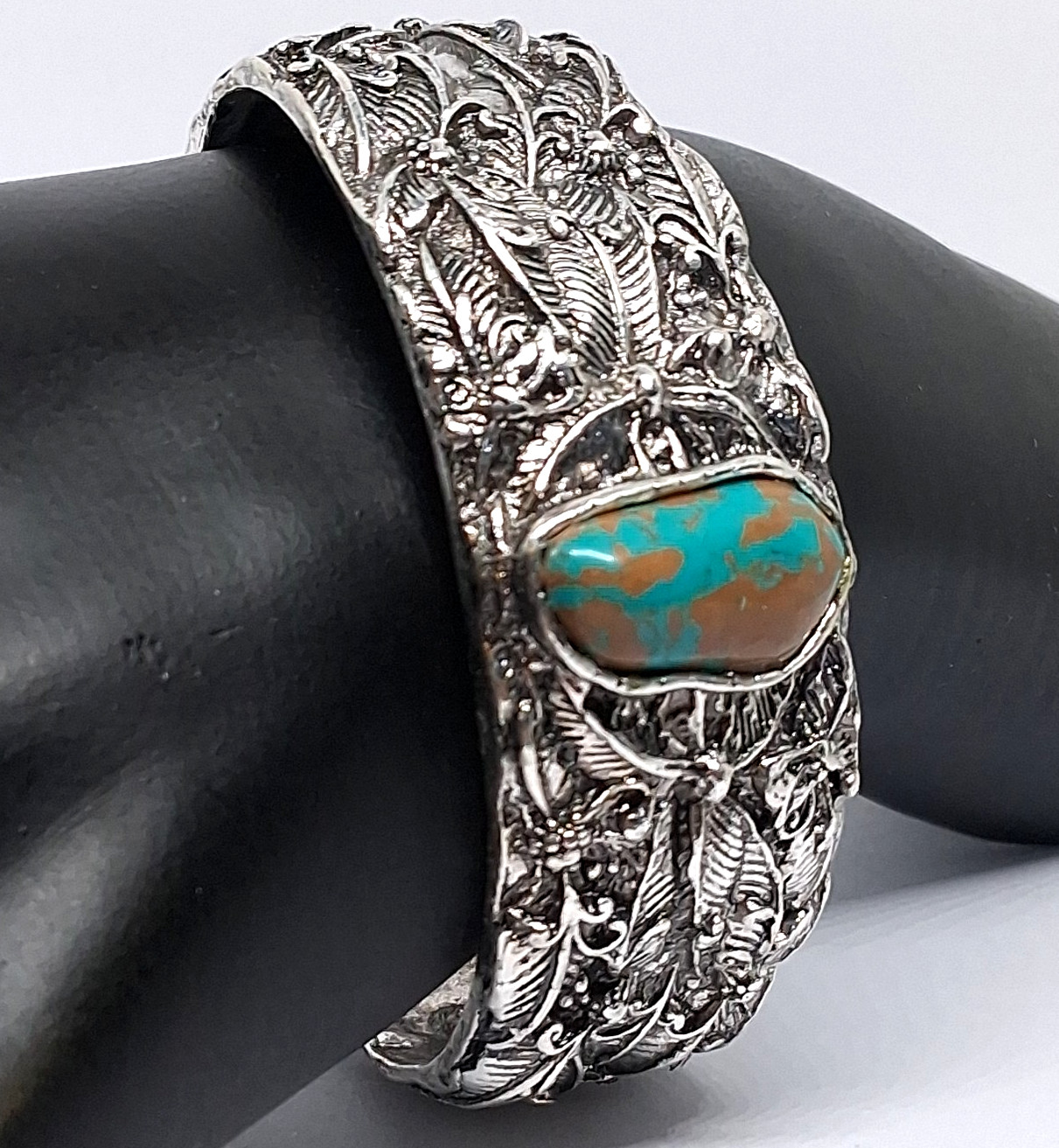 Vintage Silver Tone Faux Turquoise Center Stone Cuff Bracelet Size 6.5 Inch
