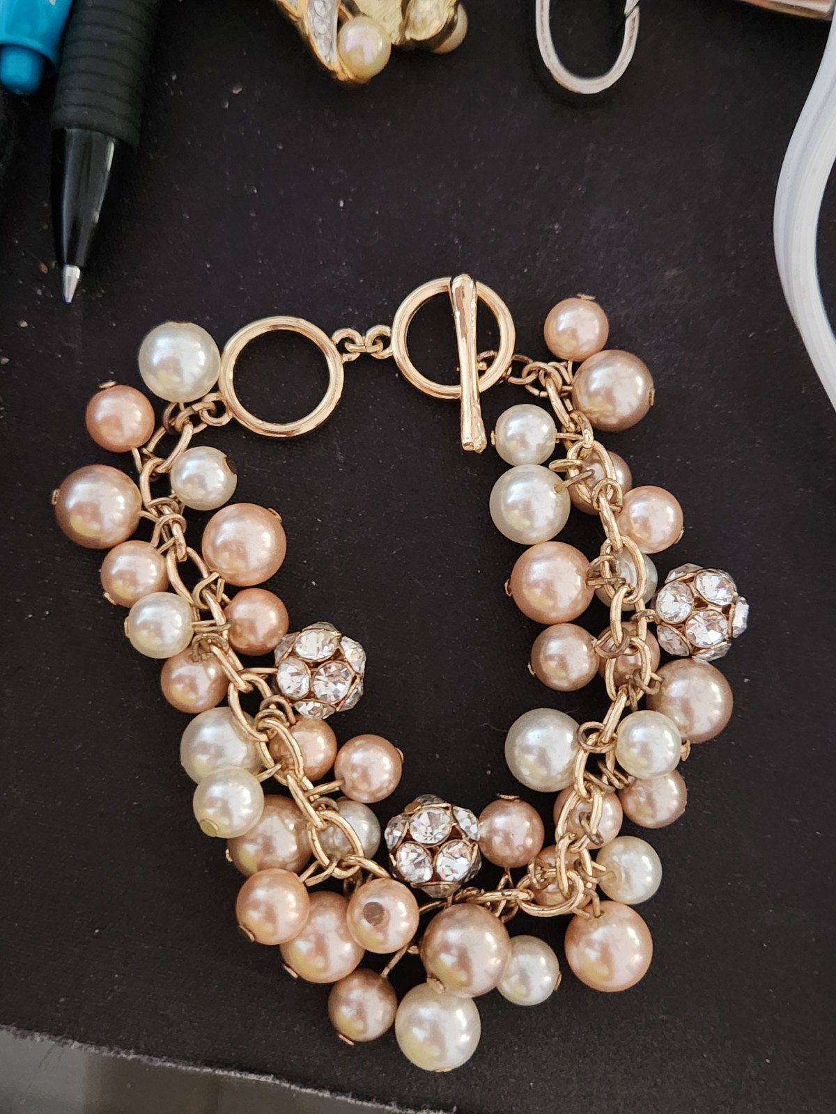 Ladies Faux Pearl Bracelet