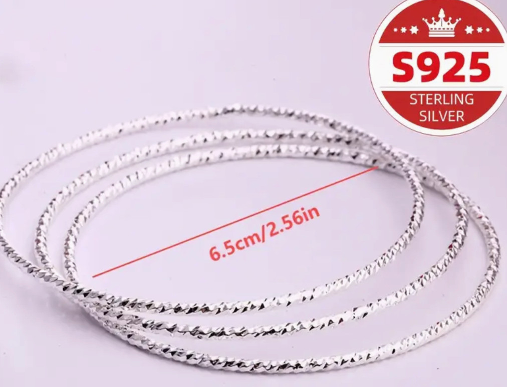Classy Set Of Six Silver-Tone Beautiful Bangle Bracelets 1mm x 2.5″ Diameter