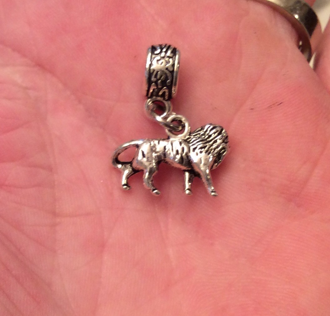 MALE LION CHARM & BRACELET BAIL BEAD (Acrylic Coated For No Tarnishing)