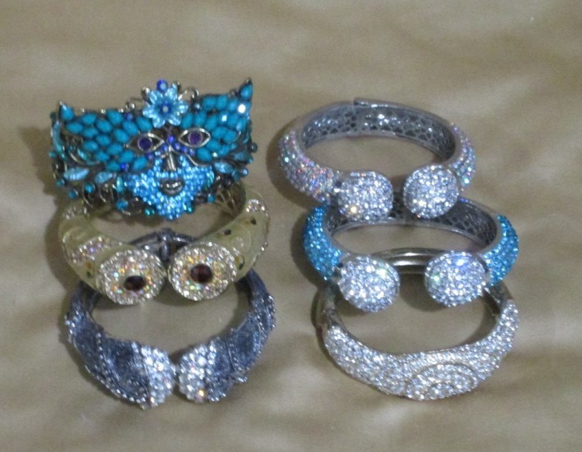 6 DAZZLING RHINESTONE HINGED BRACELETS