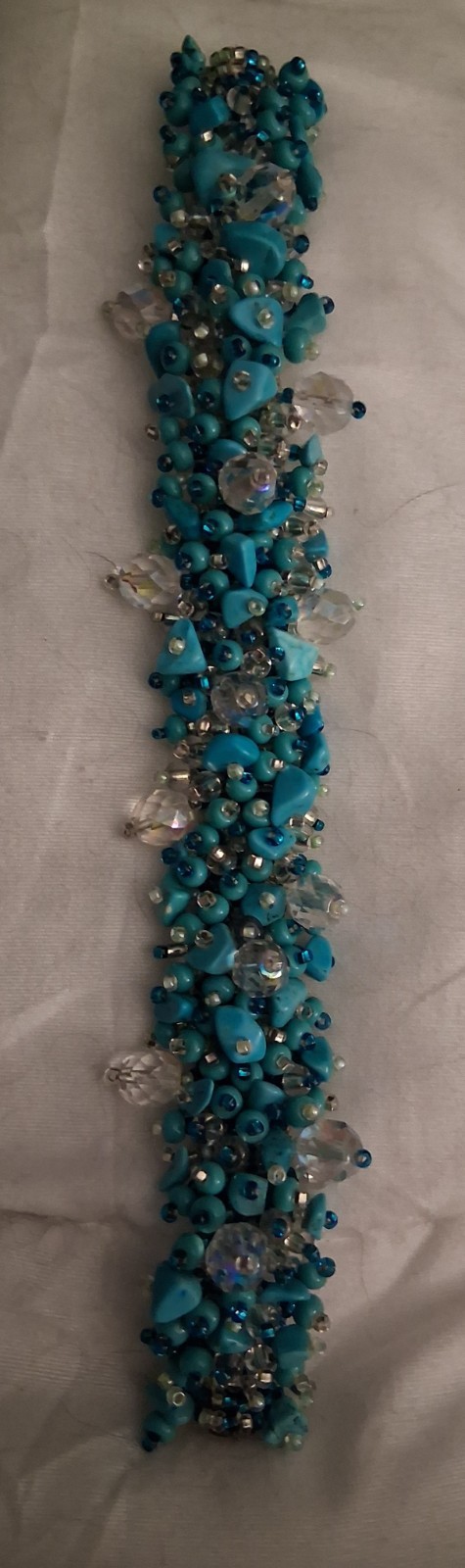 VINTAGE Howlite Stone Sea Bead Glass Bracelet Estate Magnetic Closure Statement