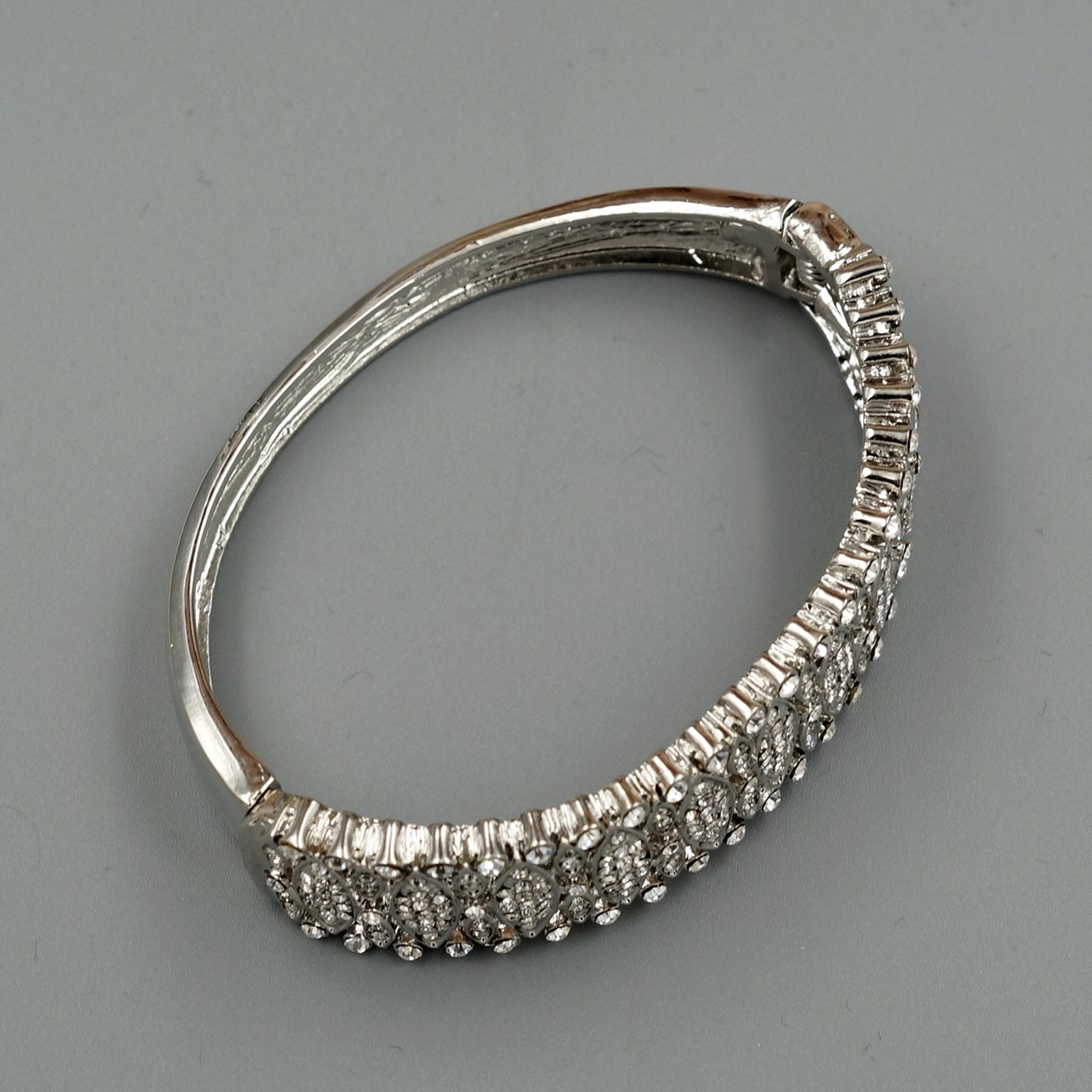 Women Rhodium Plated Clear Crystal Rhinestone Bangle Cuff Bracelet 00202