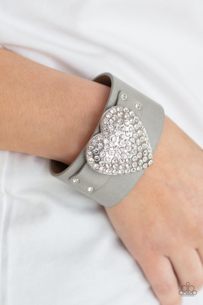 Paparazzi Flauntable Flirt – Silver – White Rhinestones – Heart – Snap Bracelet