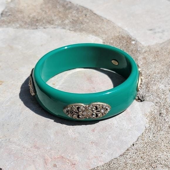 Premier Designs Green Resin Bangle with Gold Filigree Accents