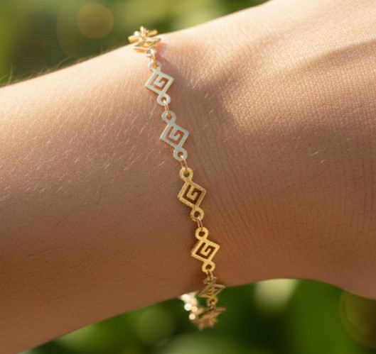 Chic 18K Gold Plated Brass Bracelet Greek Key Geometric Rhombus Pattern Bracelet