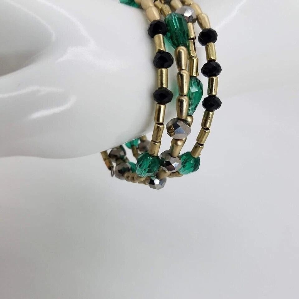Fashion Beaded Memory Wire Coil Bracelet Green Black Gold Tone Multi Strand Wrap