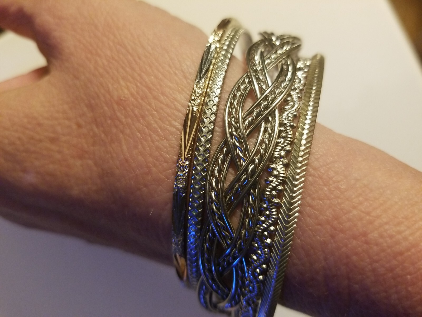 Stackable Bangle Bracelets Silver Tones – 5 Included In Set