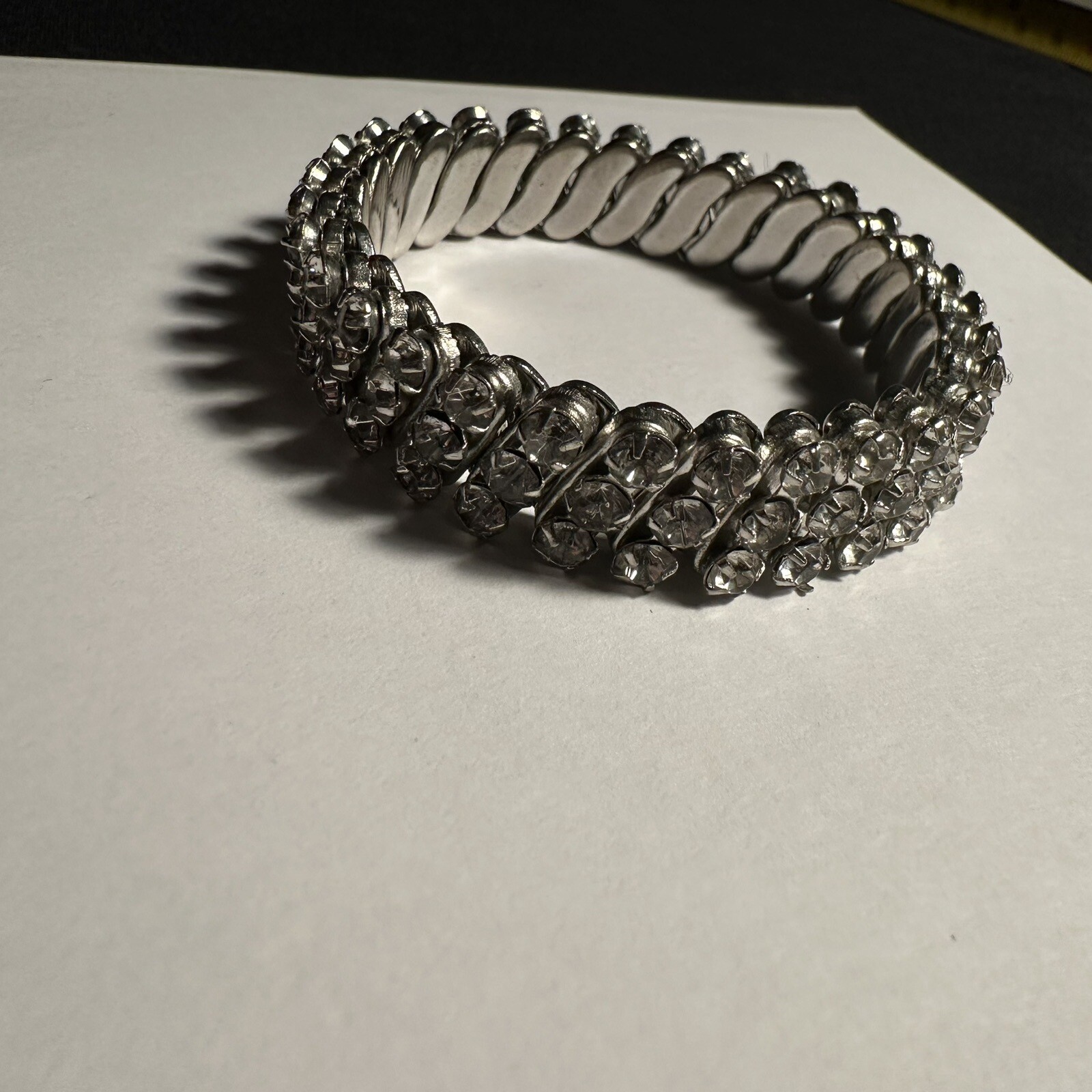 Women’s Silver Tone / Rhinestone Expansion Stretch Bracelet 6 1/4 Inch