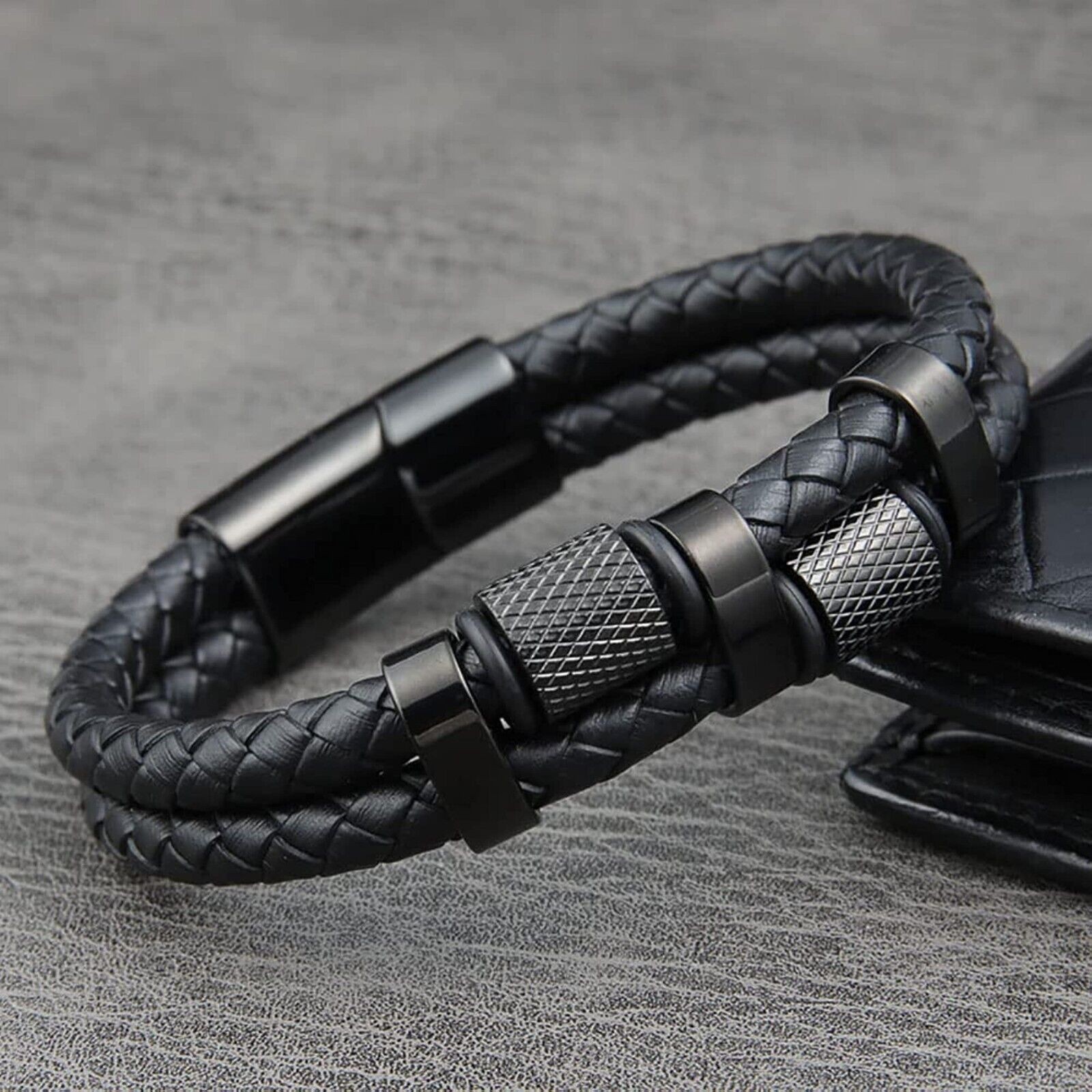 Men’s Stainless Steel Genuine Leather Bracelet Strength Fashion Bangle Wrap Gift