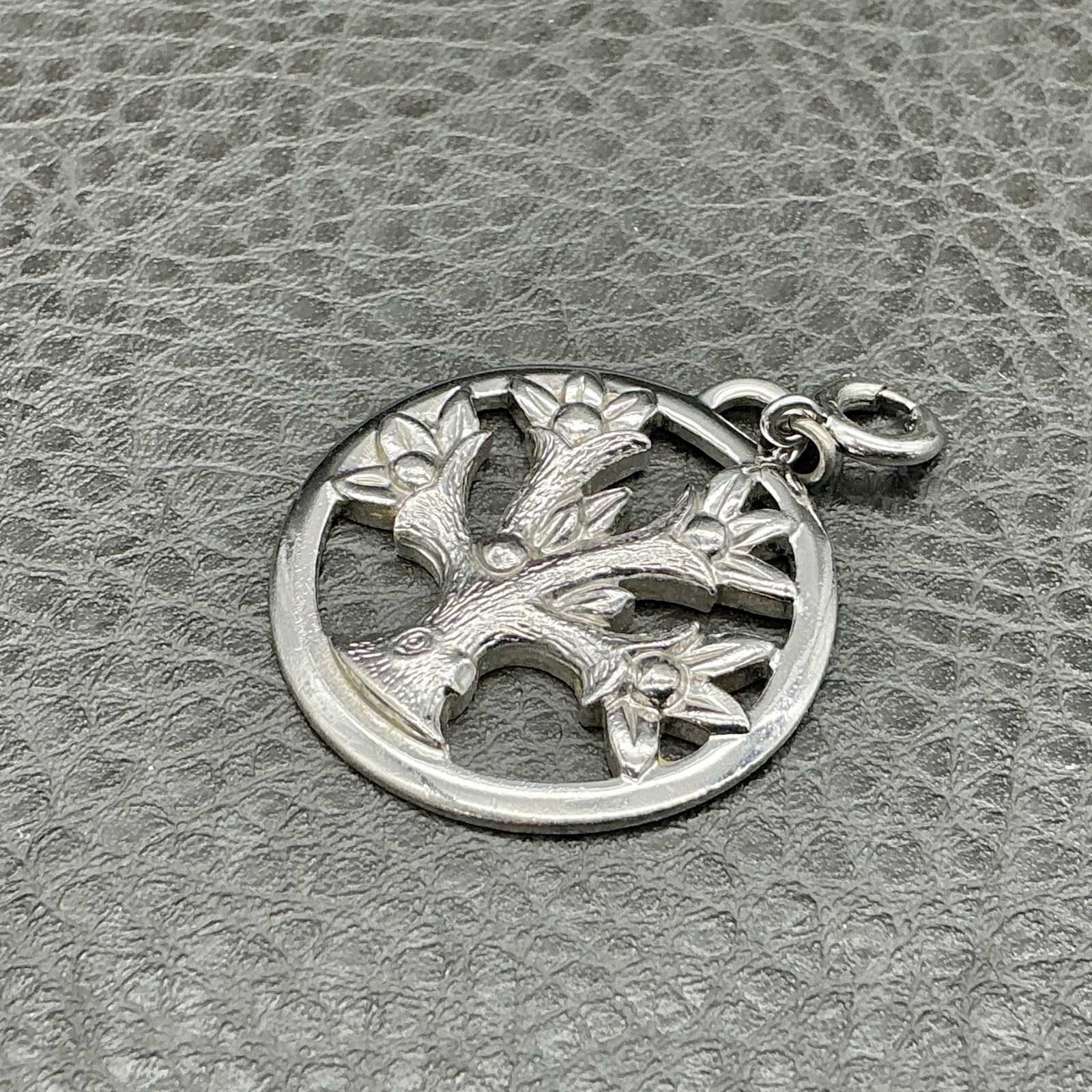 Monet Charm Silver Tone Tree Of Life Flower Round Spring Ring Pendant Jewelry
