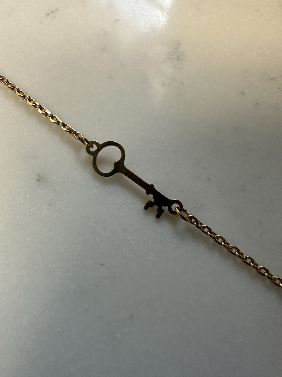 Marina De Buchi MDB Key Dainty Charm Bracelet GoldAdjustable Lobster 8″