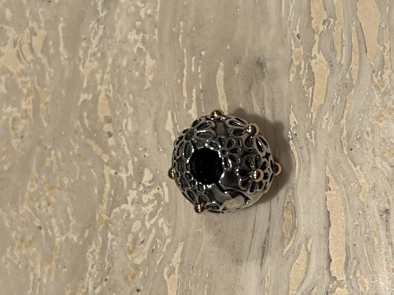Authentic Pandora Lazy Daisy Clip 791014