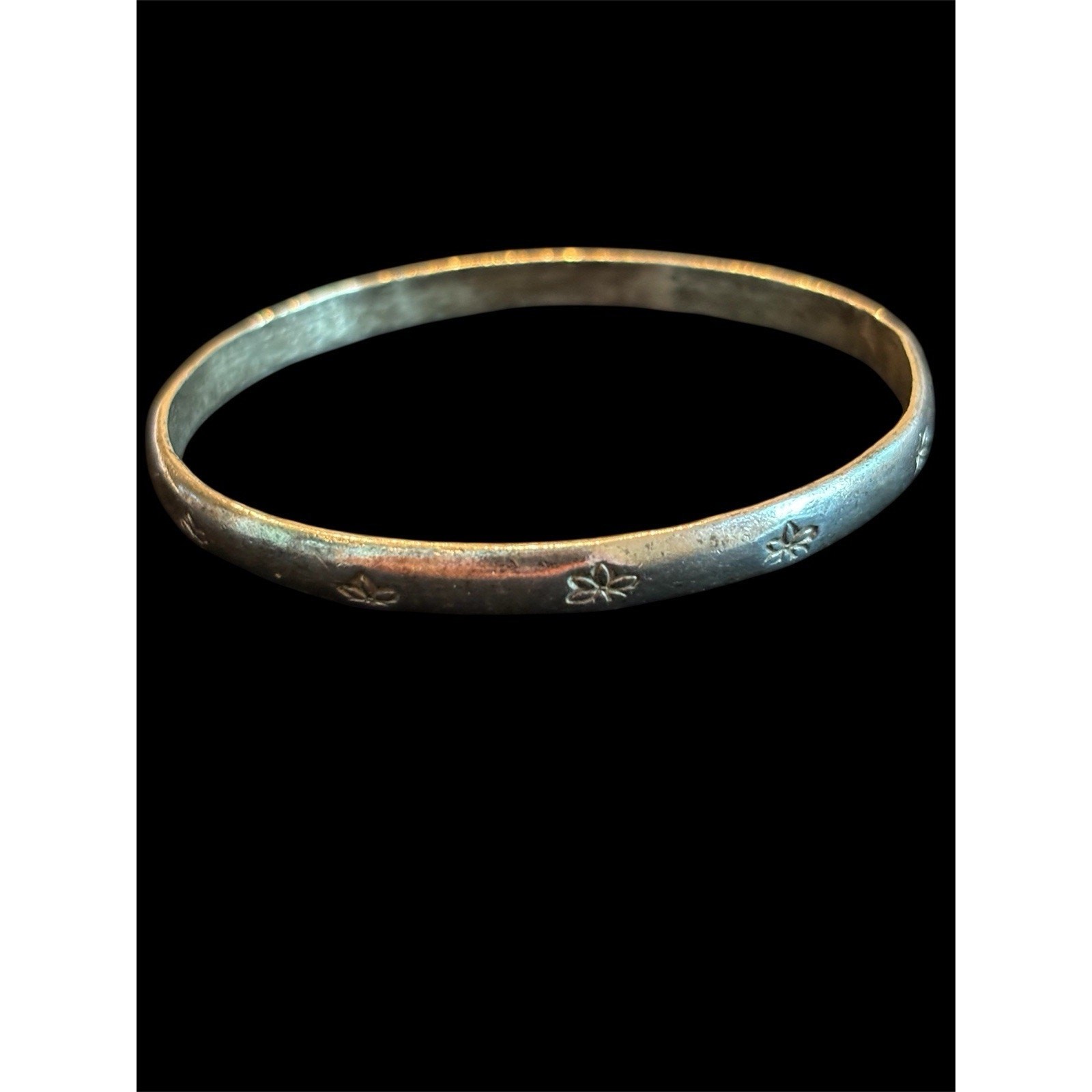 Silver plate 6mm Floral Design 8” Bangle Bracelet Mexico