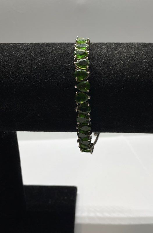 D.K. Sterling Silver Diop Side Pear Shape Stones Pull & Slide Bracelet 11.0g