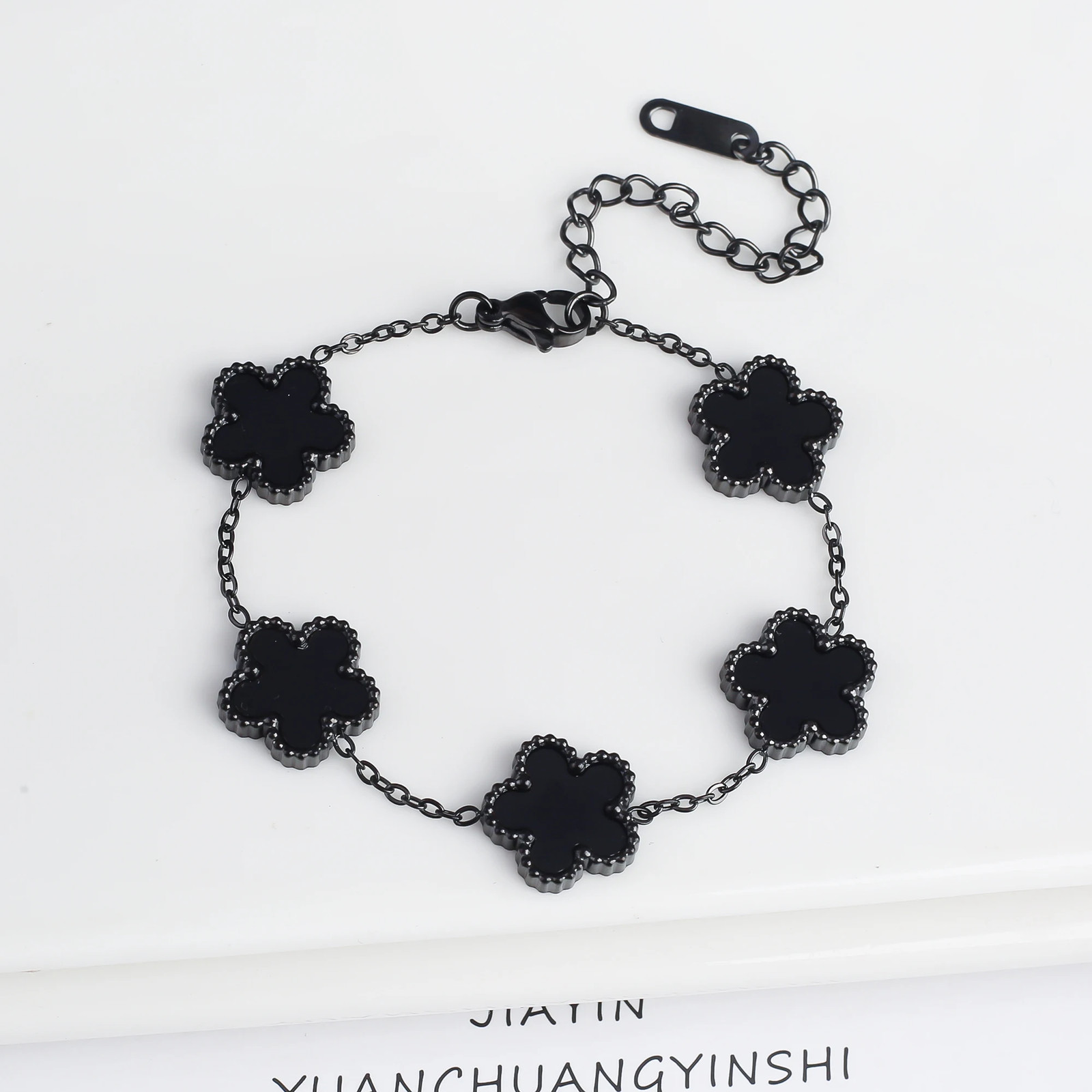 Classic Stainless Steel Hot Selling Golden Clover Adjustable Bracelet Luxury