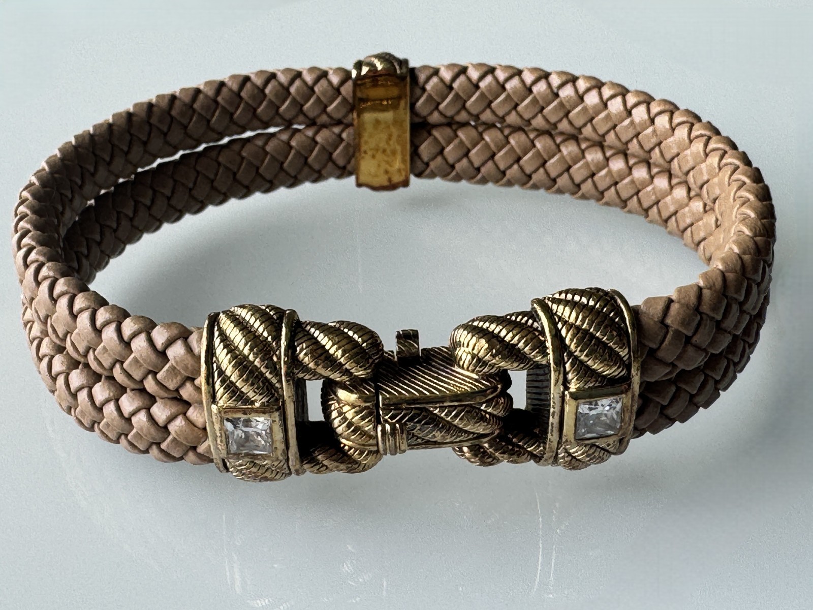 Judith Ripka 925 Sterling Silver & Tan Leather Push-Lock Latch 7″ Bracelet