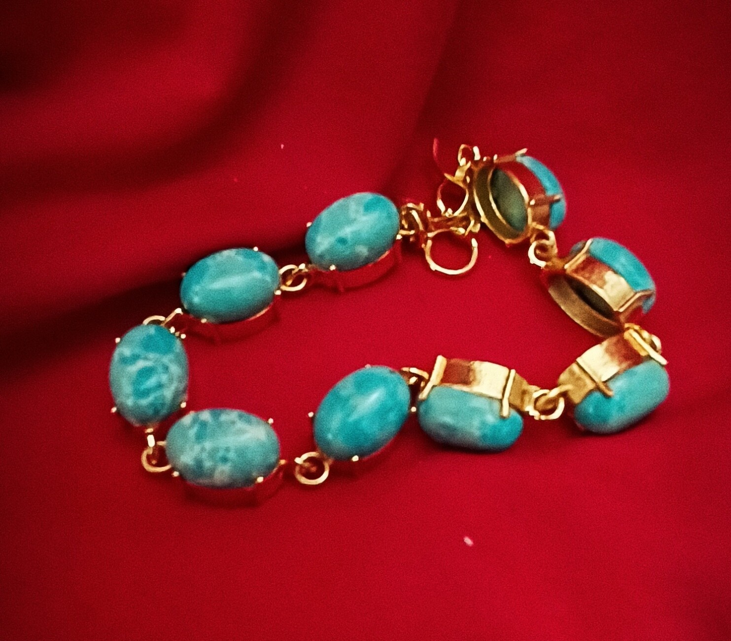 Gold Plated Brass Bracelet in Wholesale With 9 Gemstone Bracelet for Unisex