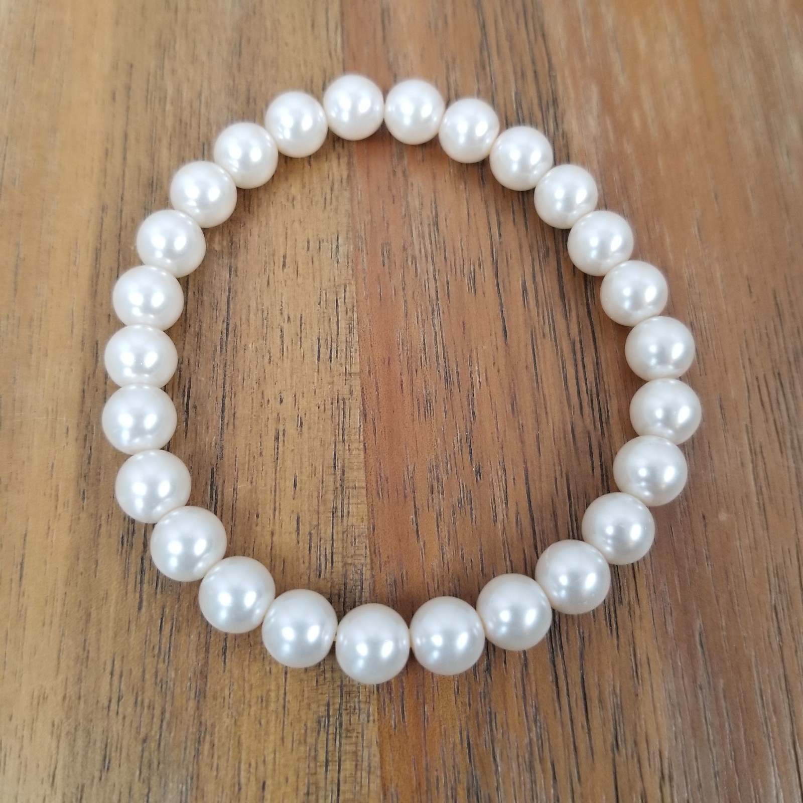 Faux Pearl Stretch Bracelet 8mm Pearl 7″ + Stretch