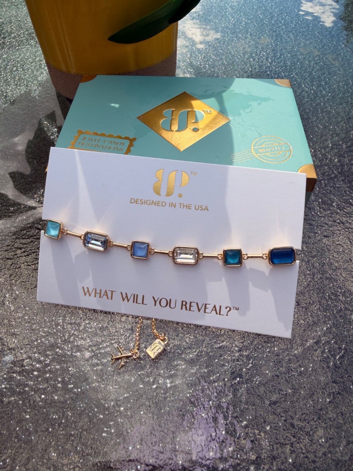 Bomb Party 2026 Jewel Candy Bracelet – Maldives Mirage – Gold