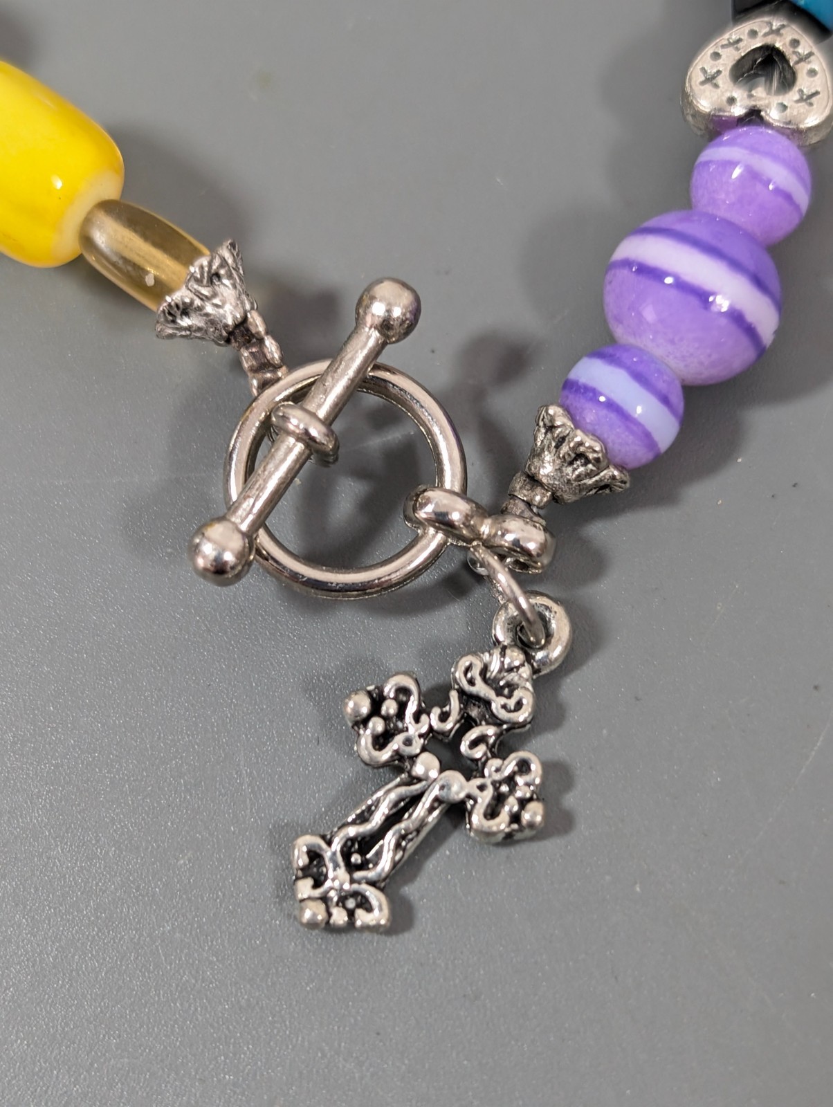 Multi Color Glass Bead Cross Charm Toggle Bracelet Silver Tone 6.5 inch