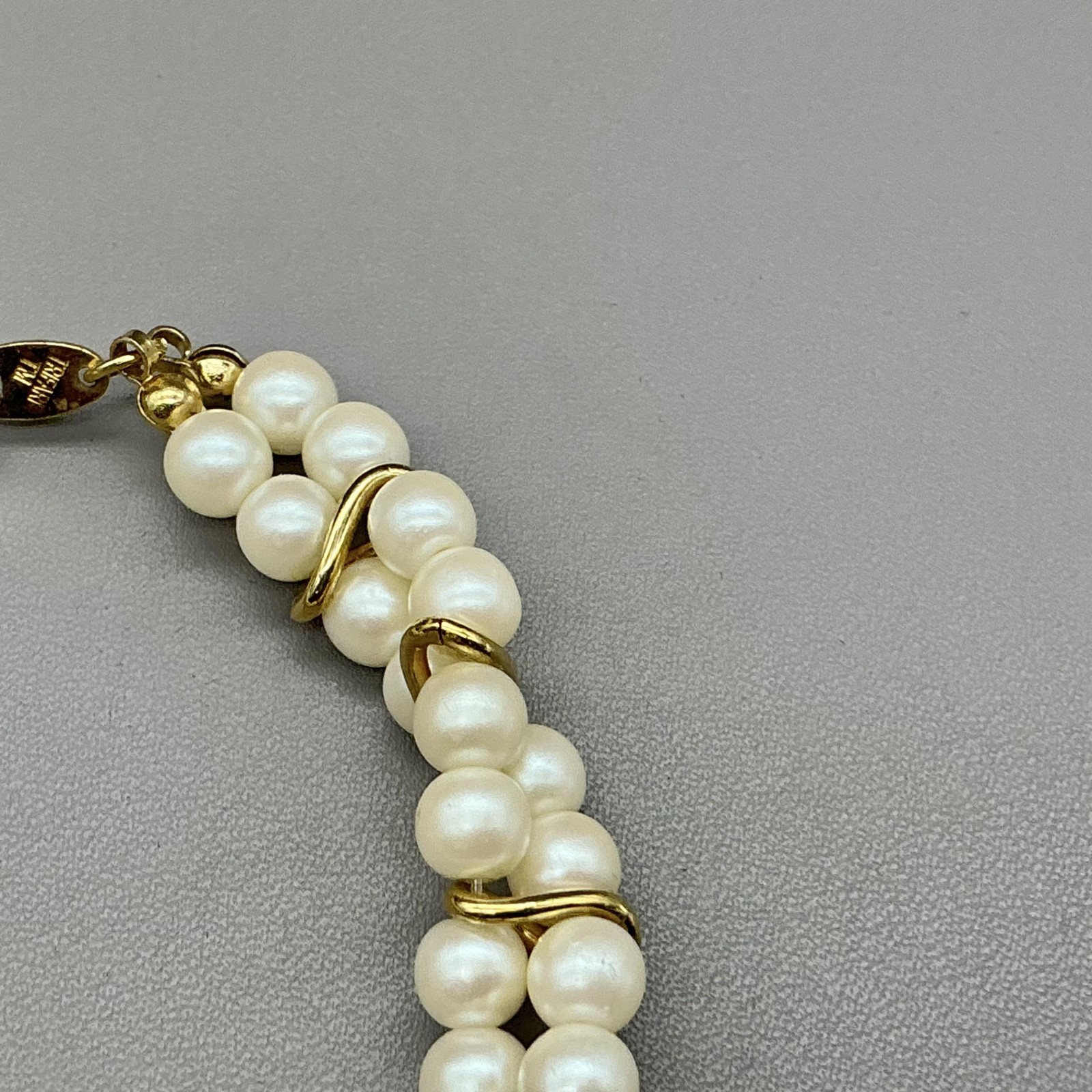 Trifari Bracelet White Imitation Pearl Gold Tone Lobster Clasp Womens Jewelry