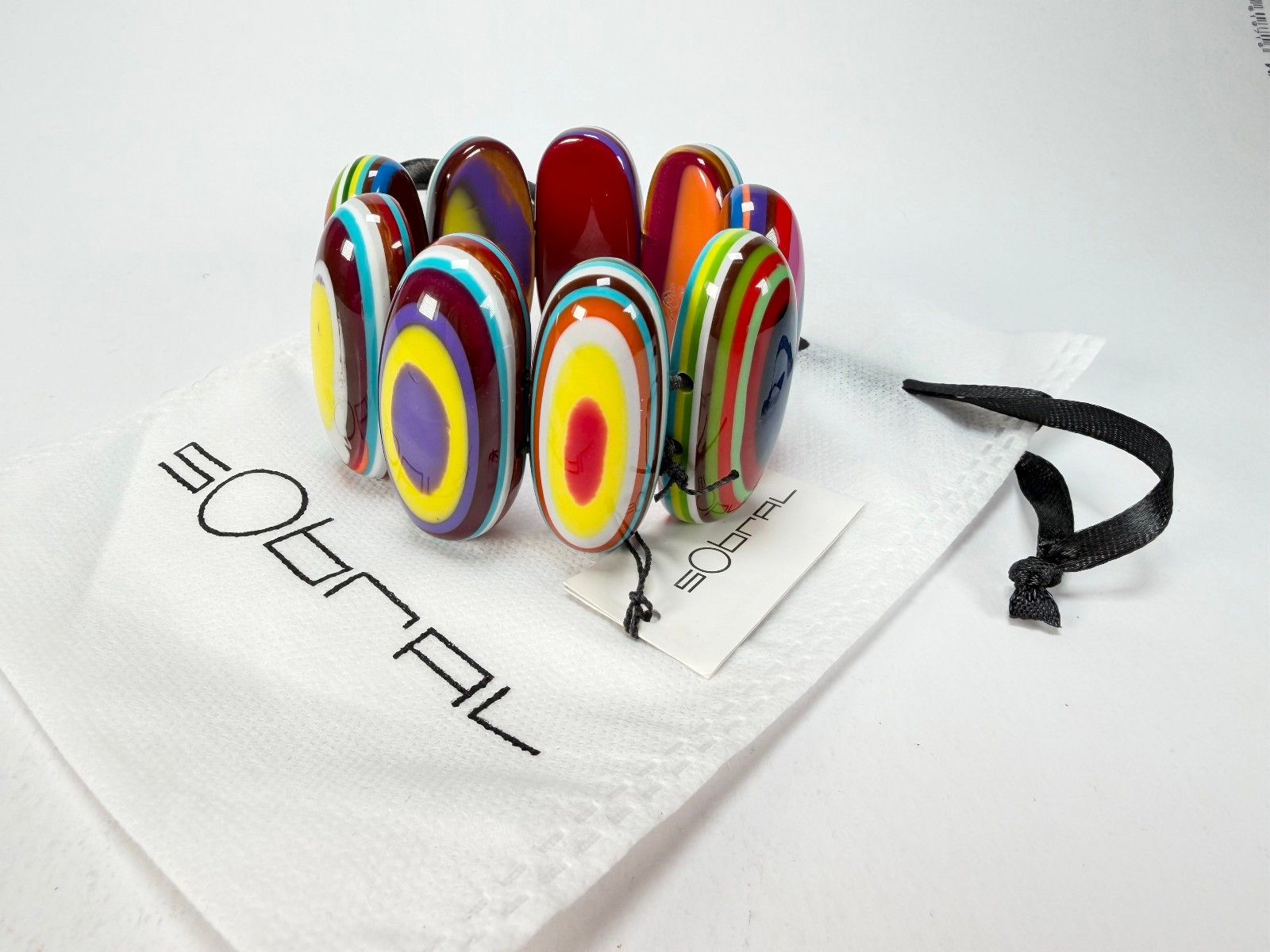 Sobral – Pop Art “Andy” Elasticated Resin Bracelet ( 005467 )