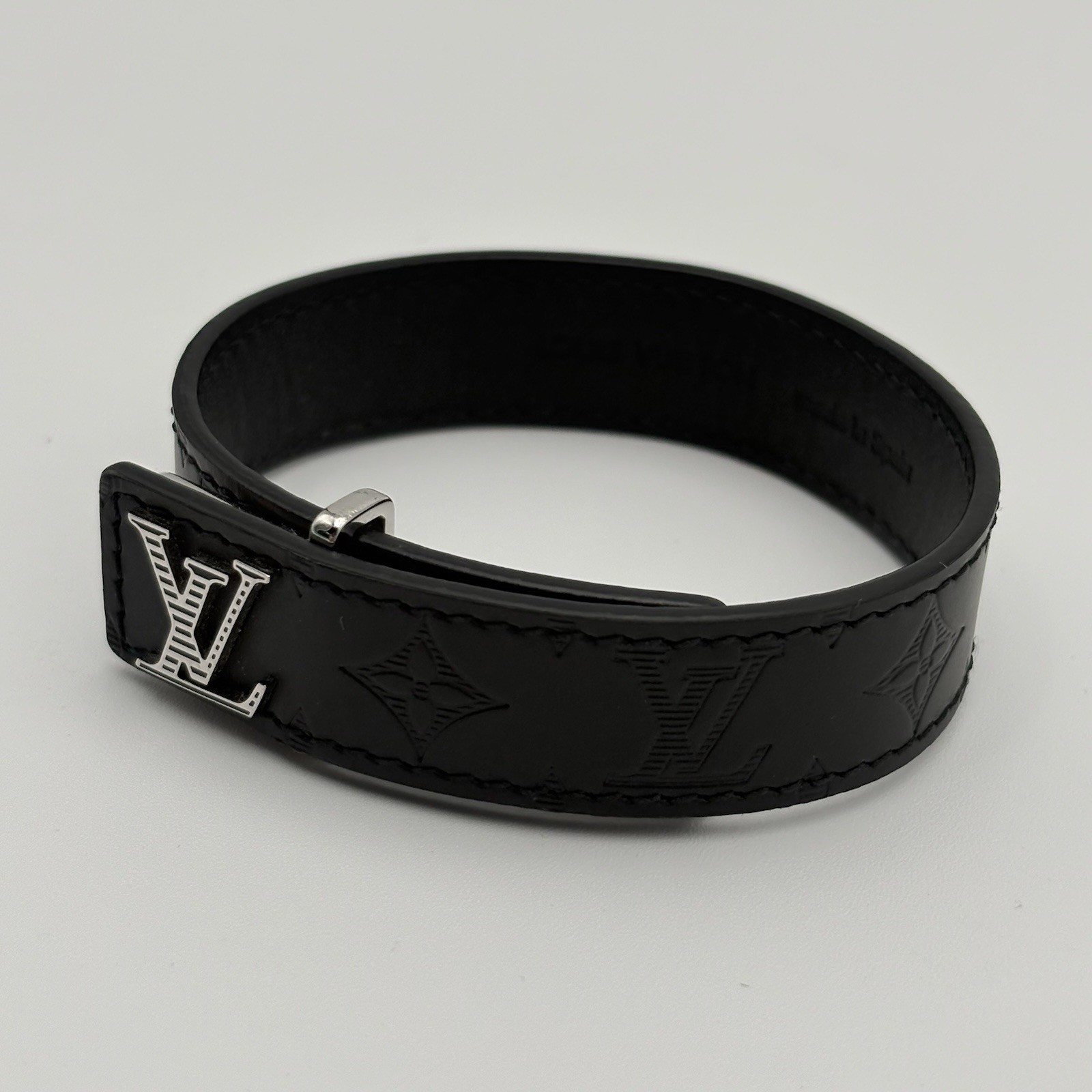 NEW! Louis Vuitton Slim Shadow Bracelet ‘ Black ‘