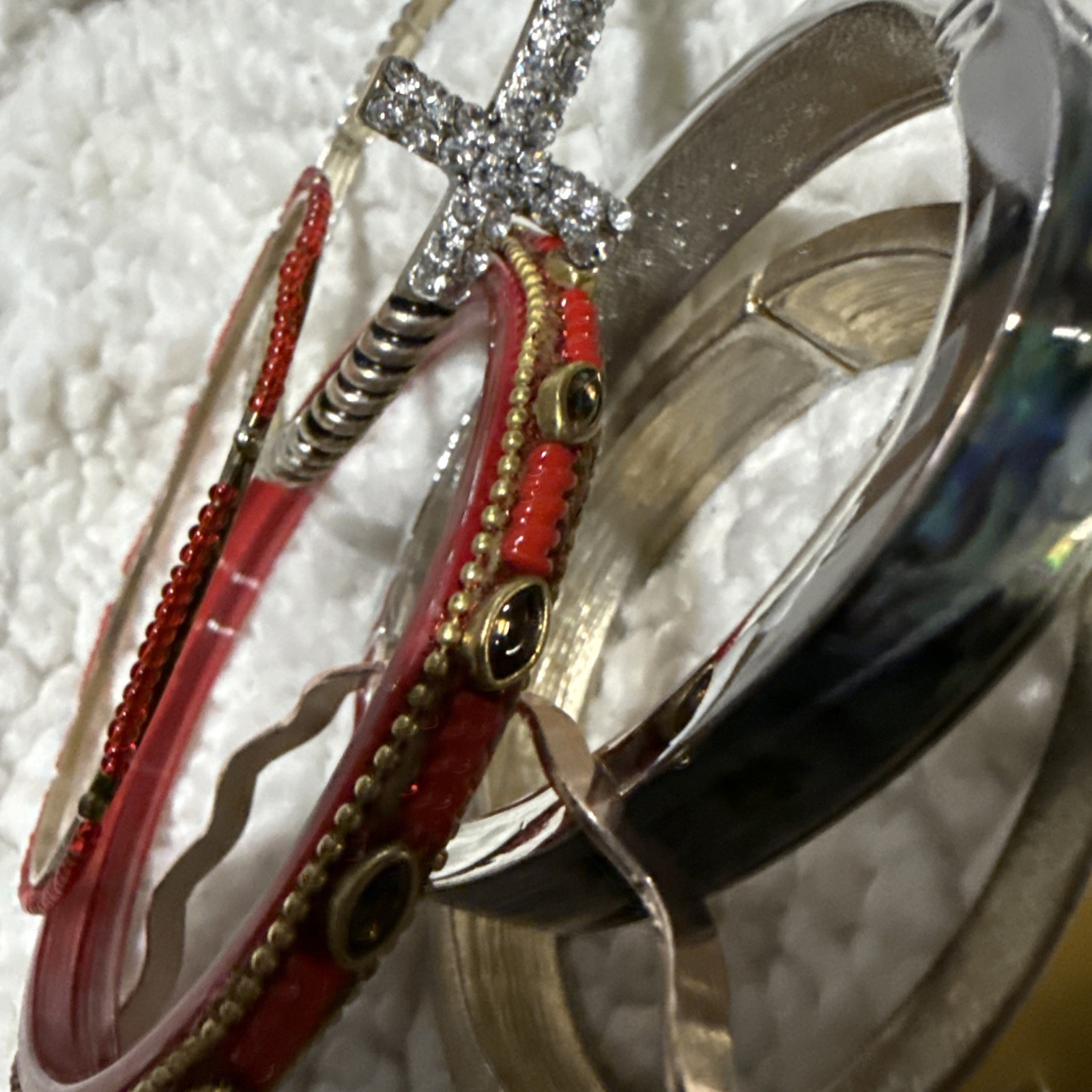 6 Bracelets