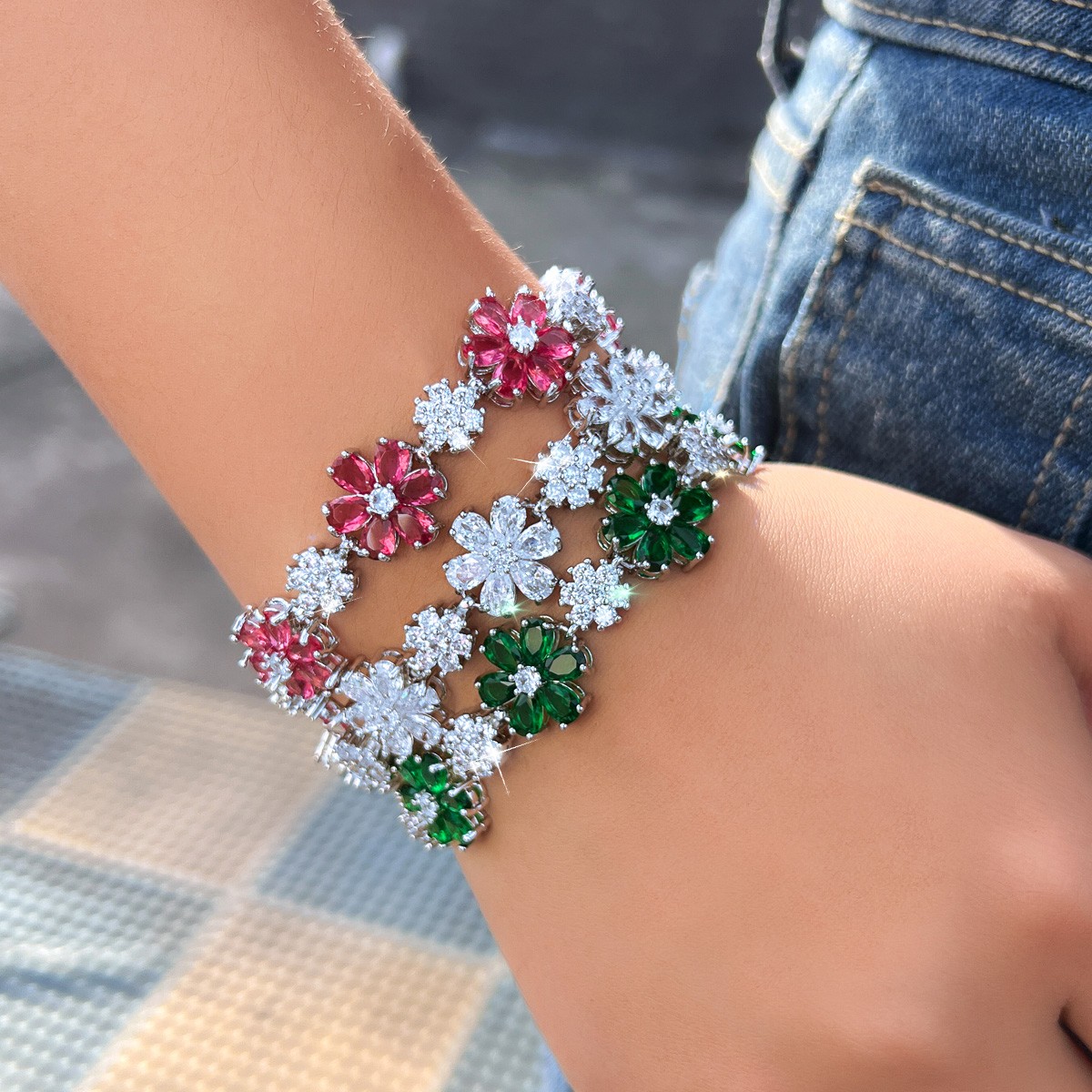 Sparkly Yellow Gold Plated Cubic Zirconia Flower Tennis Bracelet for Women Party