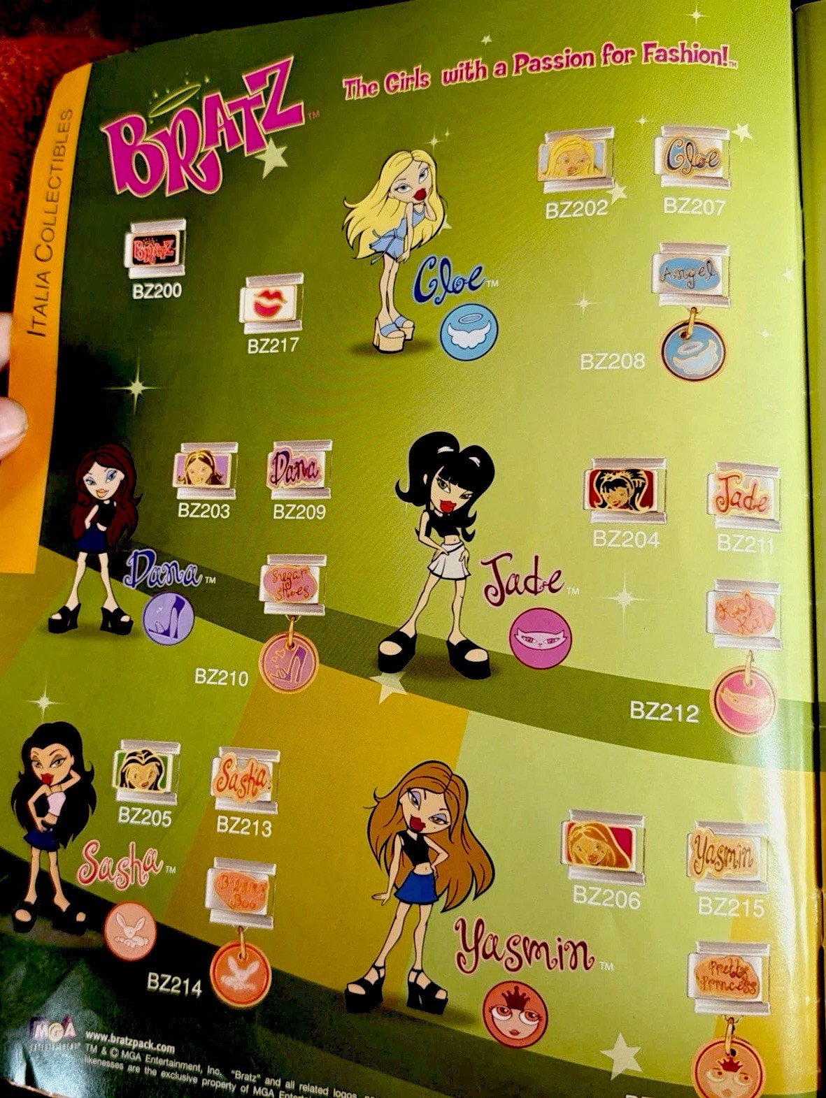 #1/3 BRATZ “JADE” “KOOL CAT” Face ORIGINAL Italia CHARM Collection Link 9mm