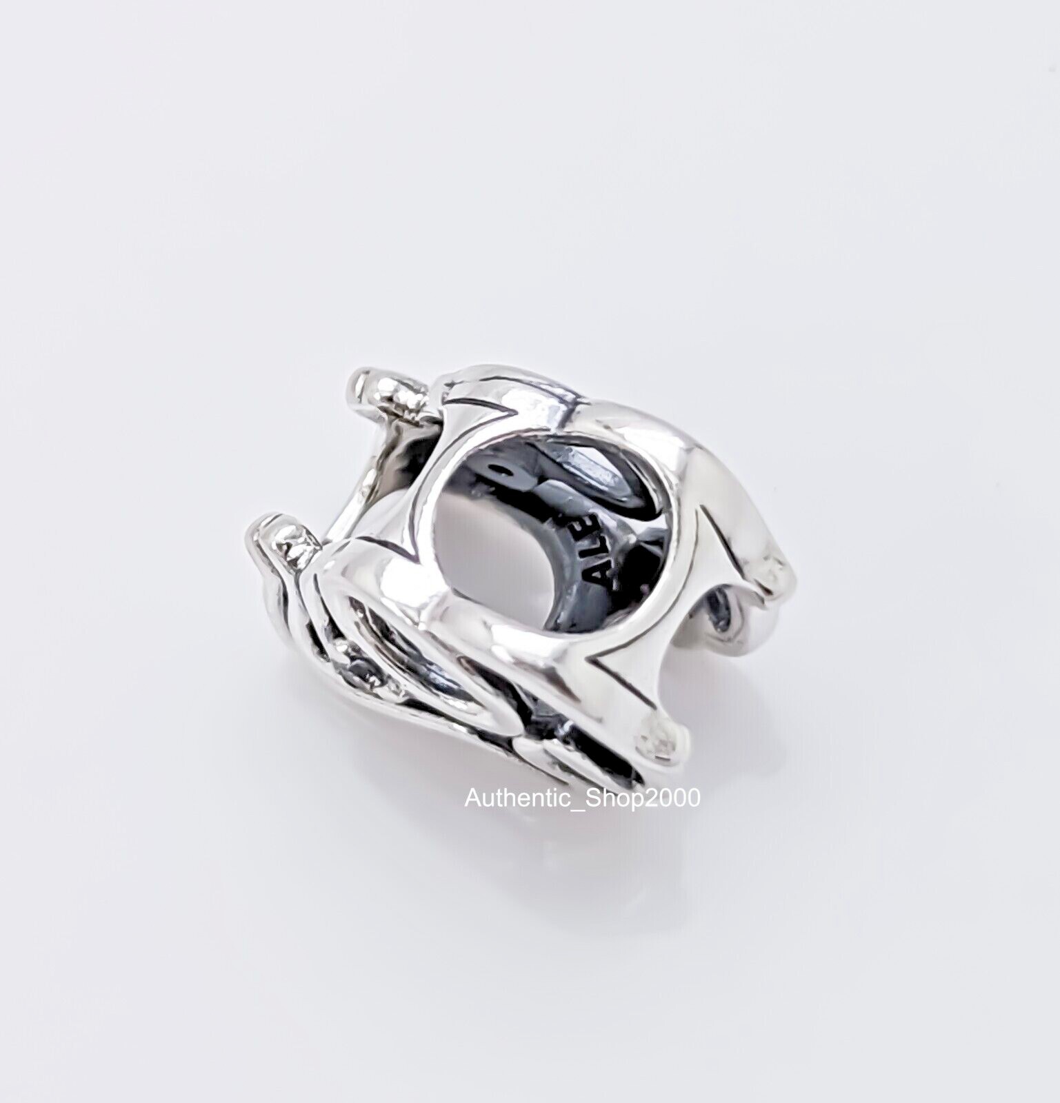 New 100% Authentic PANDORA Moments 925 Ale Openwork Elephant Charm 793345C01