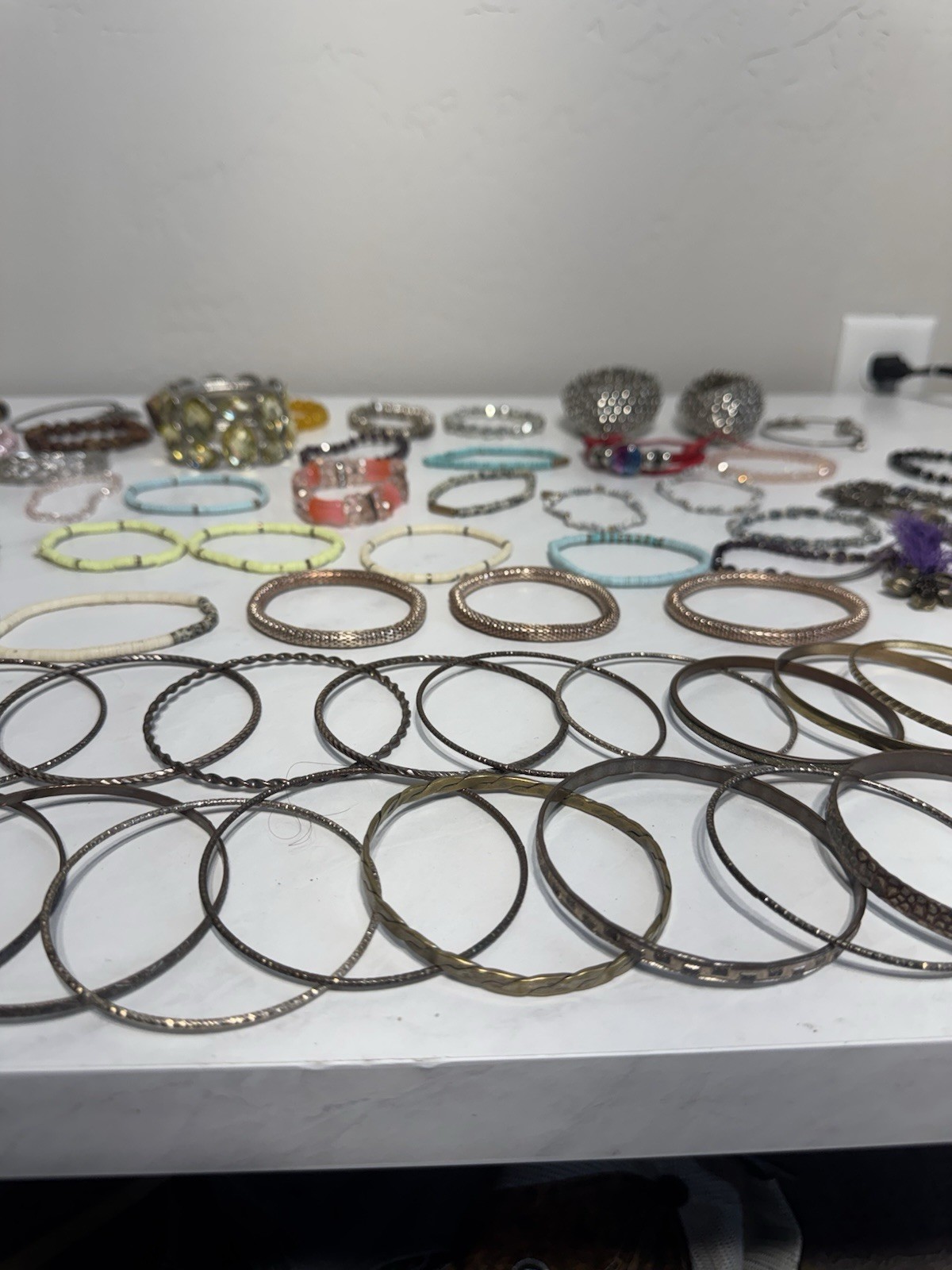 110+ Mixed Lot Fashion Bracelets & Bangles Multicolor Metal Plastic Unisex Adult