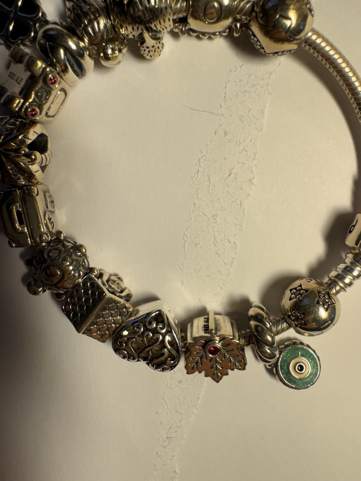 Pandora Bracelet With 14 Charms
