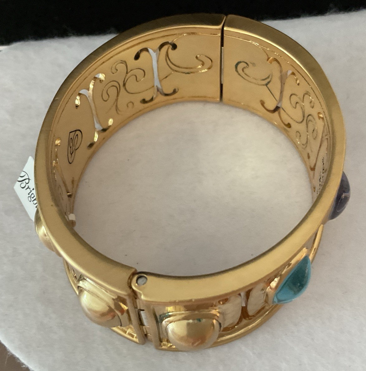 OH SO VIBRANT BRIGHTON NWT VERSAILLES AMALIA BRUSHED GOLD CABOCHON HINGED BANGLE
