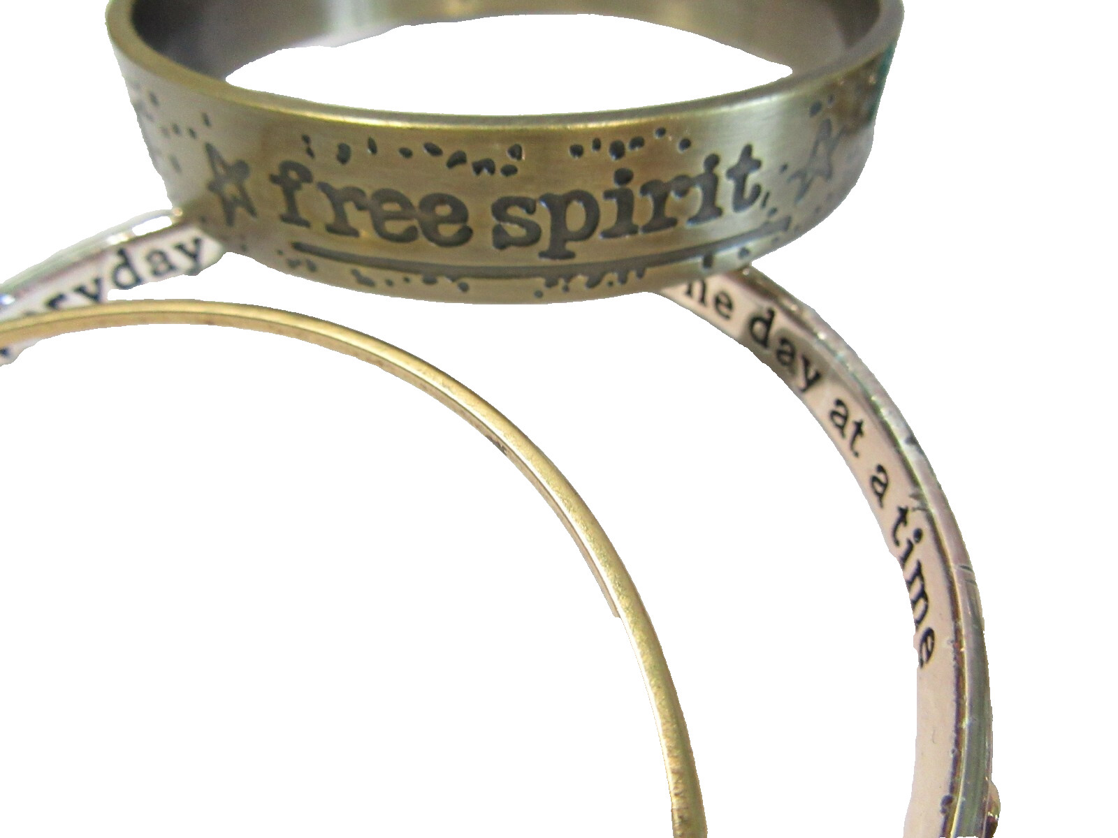 INSPIRATIONAL MODERN BRACELET LOT ONE DAY AT A TIME FREE SPIRIT WRAP LETTER R