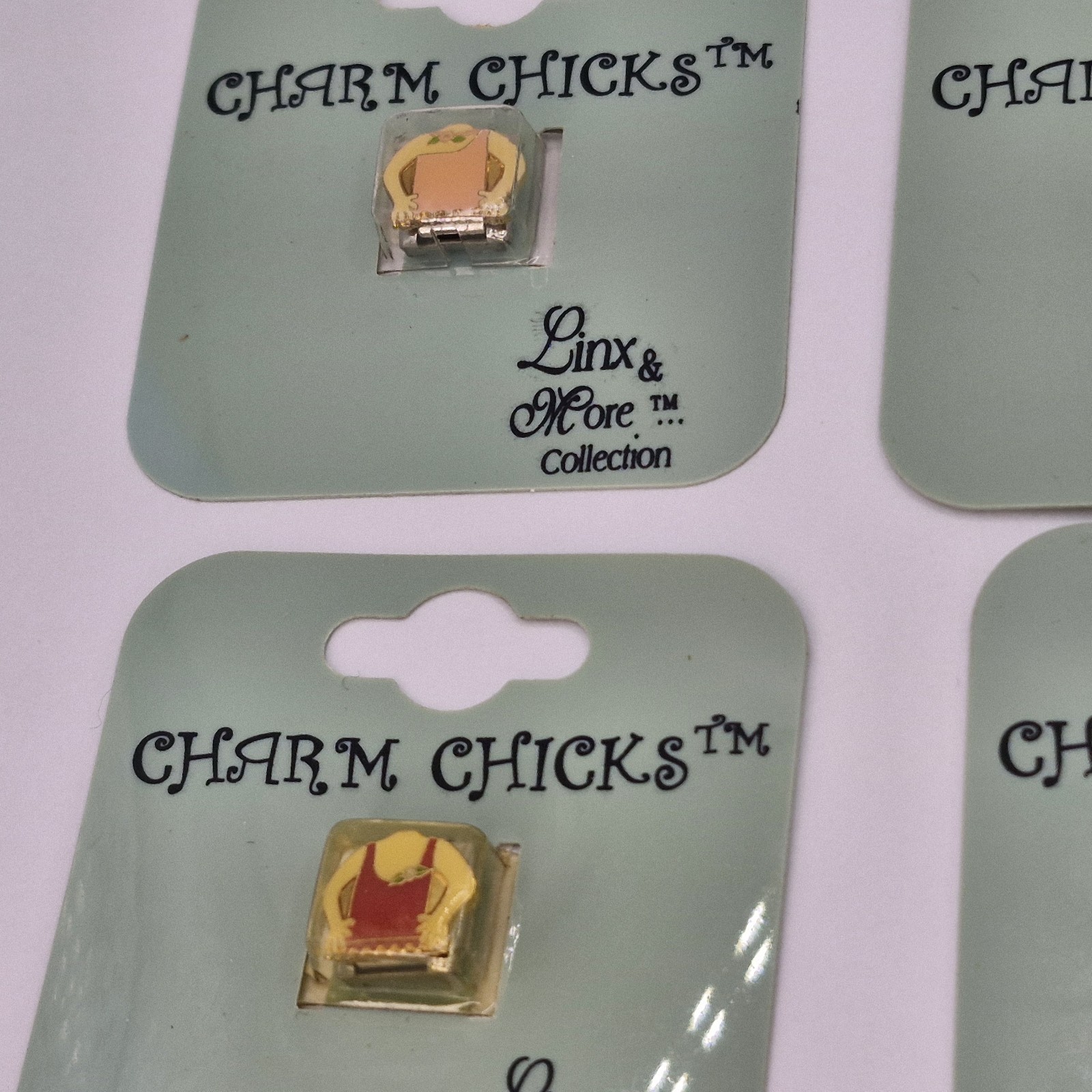 Charm Chicks Charms Flowers, Women, Clothing, Choose Your Charm