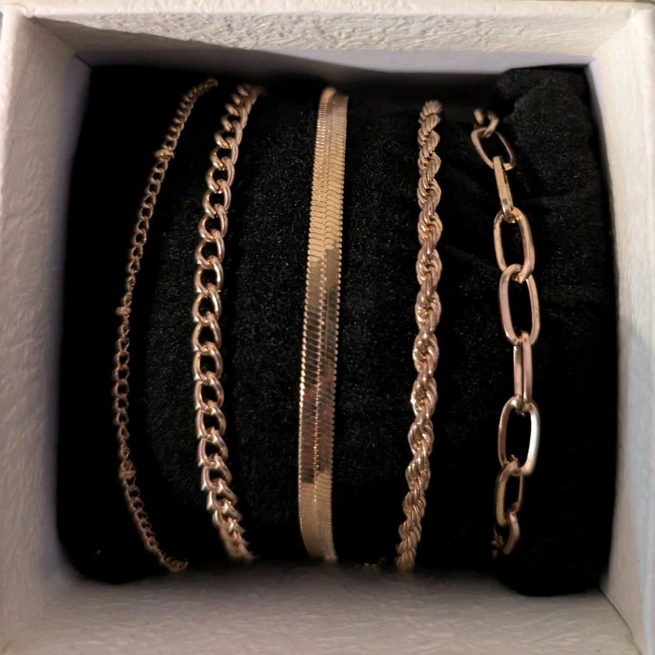 LychiJoy Gold Tone Curb Link Chain Bracelet Set Signed Metal No Stone
