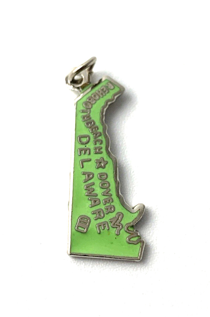 Delaware State Charm Enamel | Silver Plated | Light Green | 7/8″ | New Old Stock