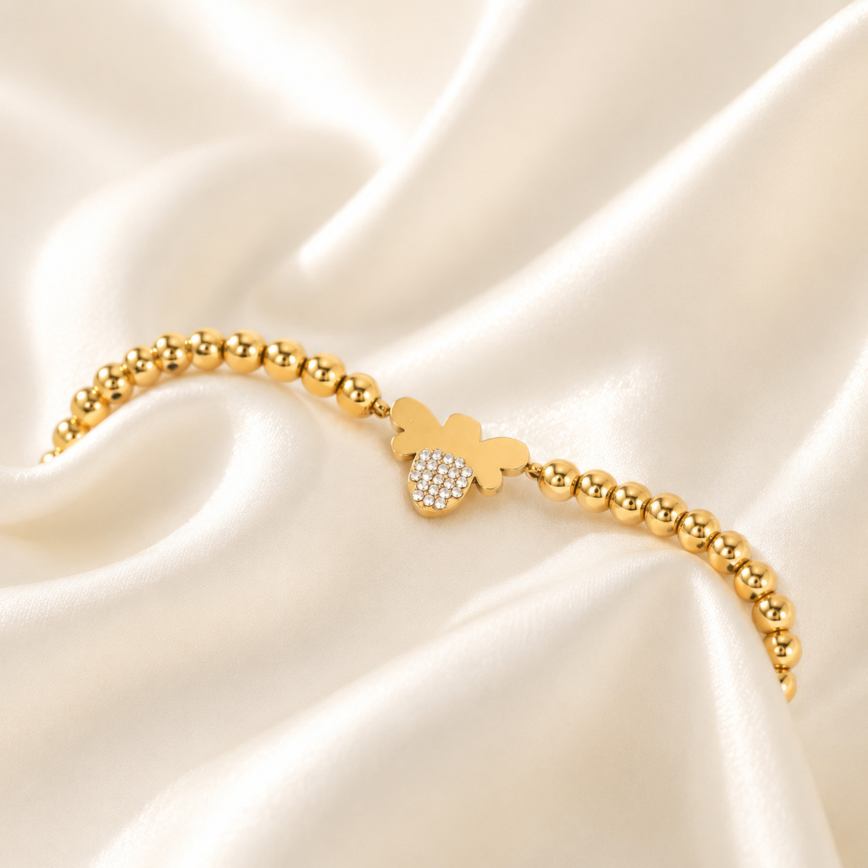 Heart Charm Beaded Bracelet 18K Gold PVD Minimalist Dainty Jewelry