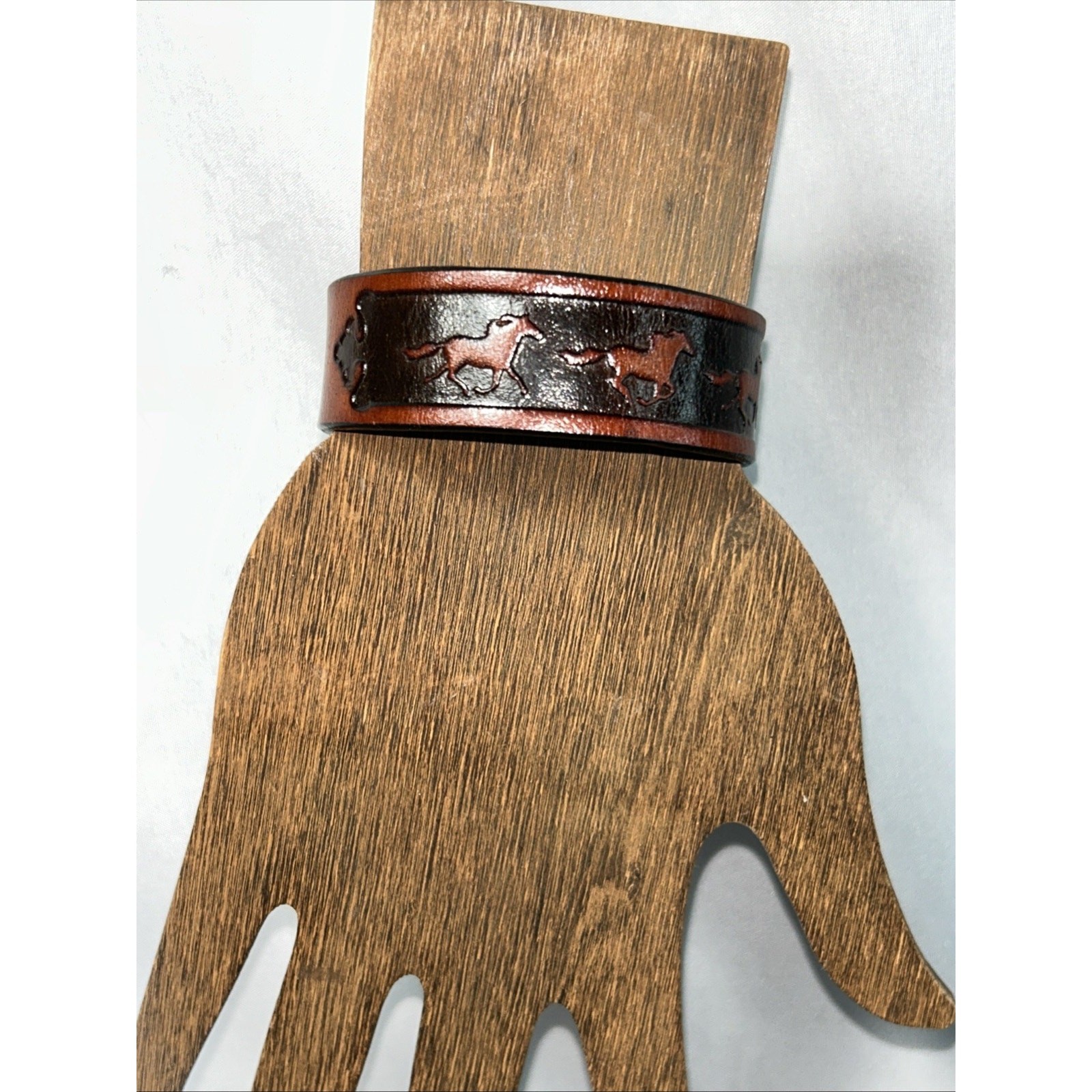 Western Womens Bracelet 7 1/2 X 3/4” Horse Snap Carved Leather Dark Brown Snap