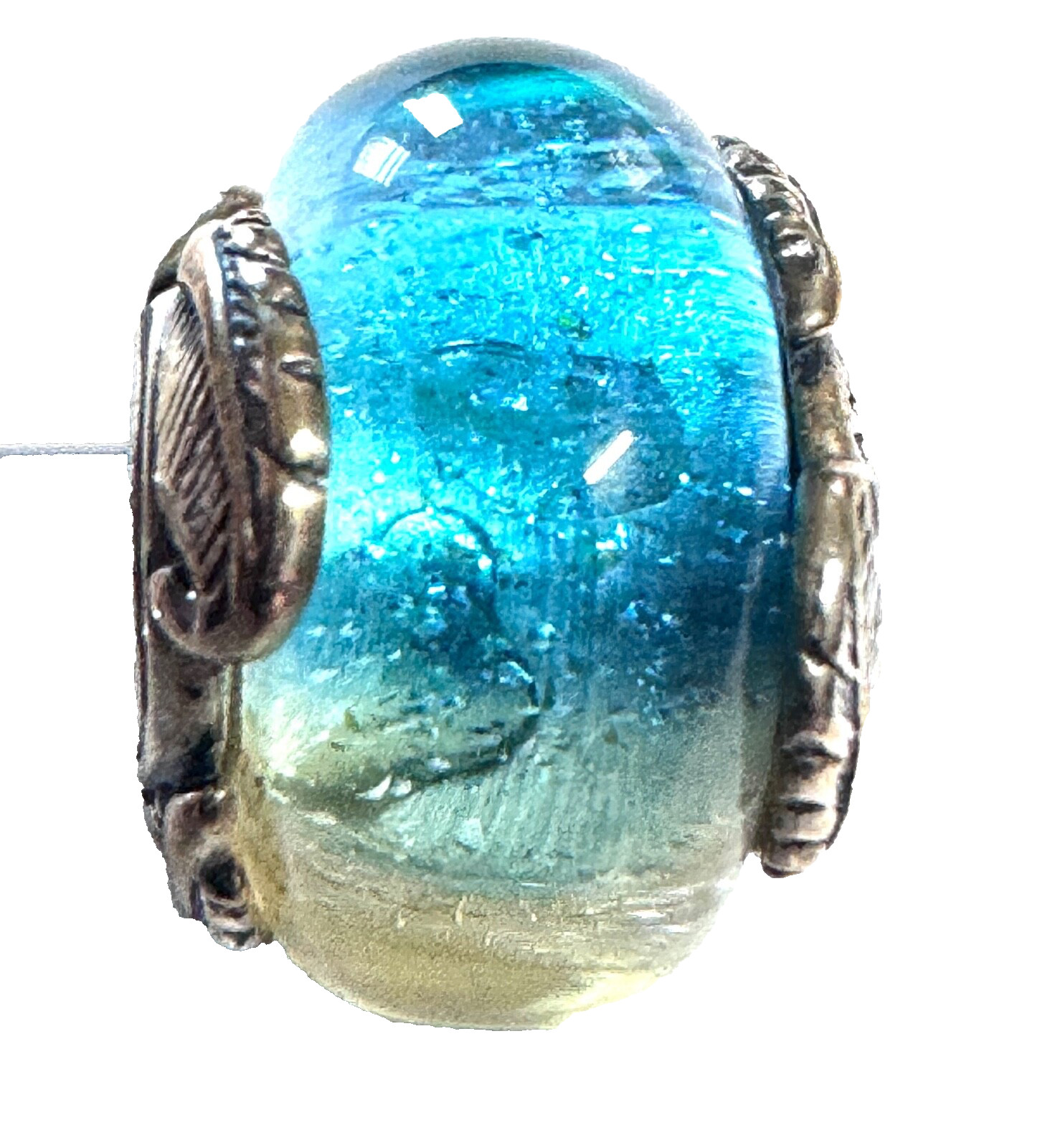 NWT 💕 Pandora Murano Glass and Curved Feather Charm 792577C00