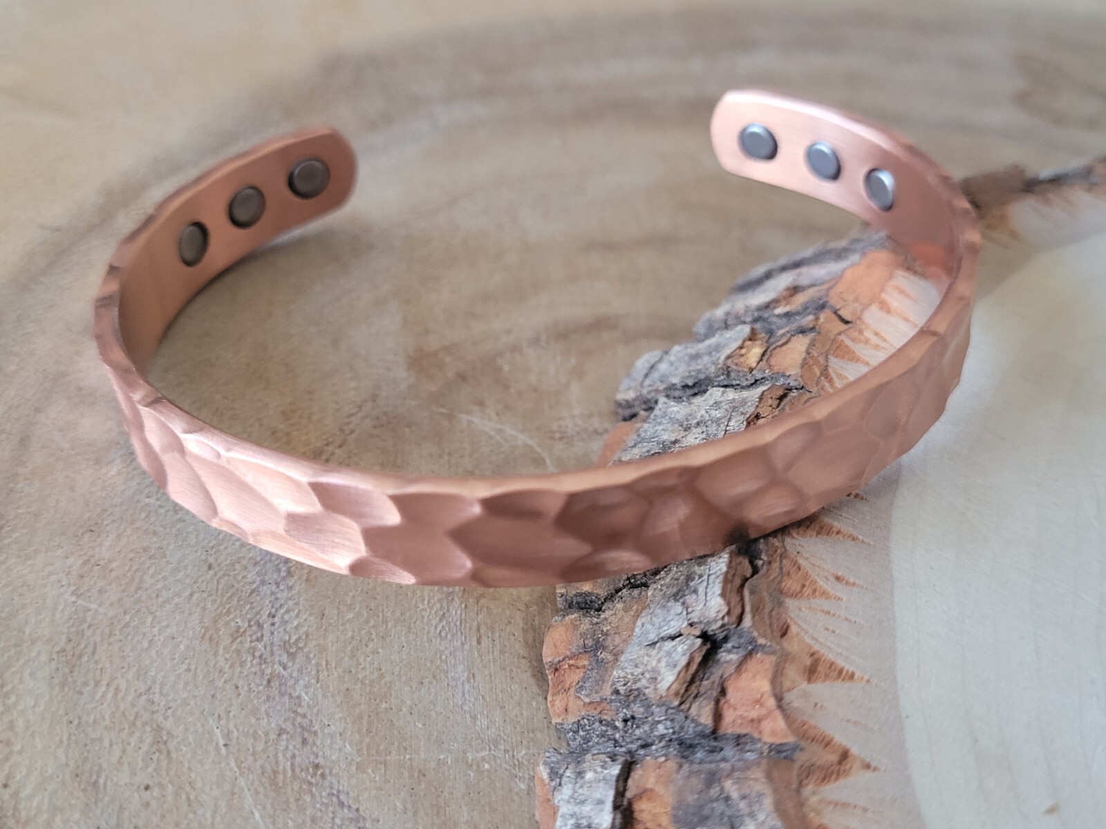 Hammered Solid Pure Copper Magnetic Cuff – Arthritis Therapy Adjustable Bracelet